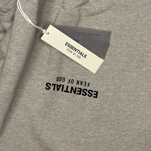 Fear of God Essentials Heather Gray Tee - Picture 3 of 4